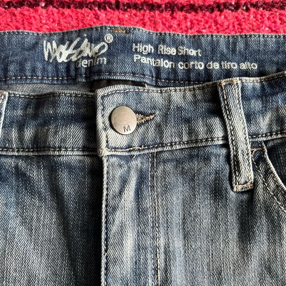 Mossimo High Rise Short - Picture 3 of 4